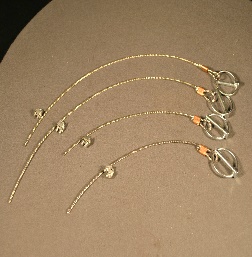 End Seal Retaining Clip Assembly